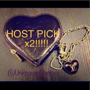 💜ON HOLD💜HPx2 LOUIS VUITTON VERNIS WRISTLET💜